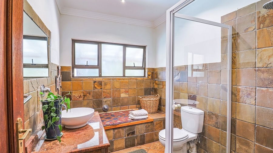 7 Bedroom Property for Sale in Cashan North West